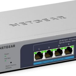 NETGEAR 8 Puertos Ultra60 PoE